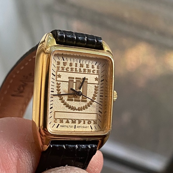 Vintage 1992 Womans Hamilton watch. - Picture 5 of 12